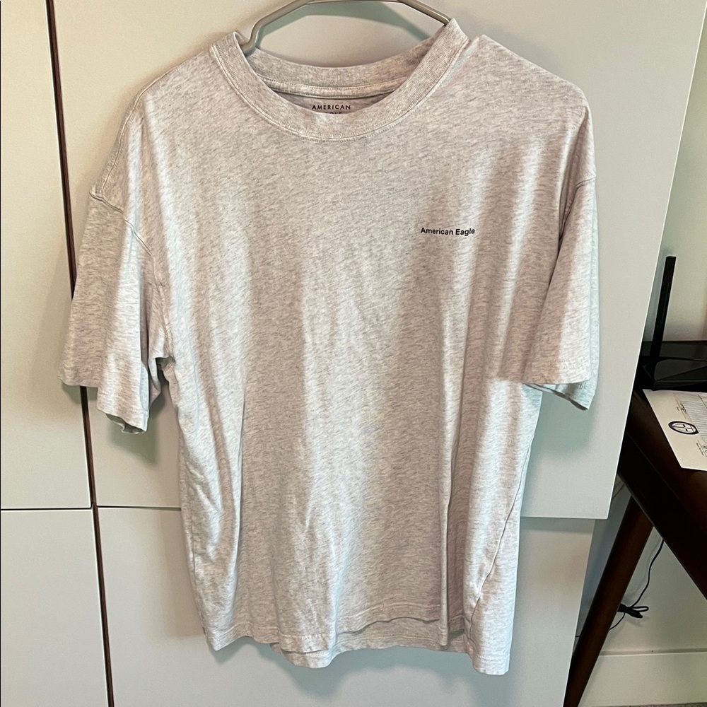 American Eagle Outfitters Light Heather Gray Crewneck Tee